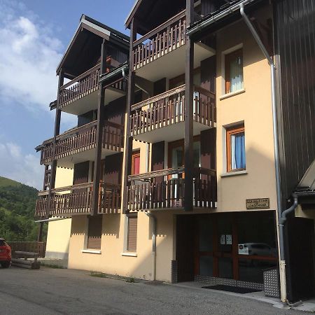 Appart St Francois Longchamp Сен-Франсуа-Лоншам Екстериор снимка