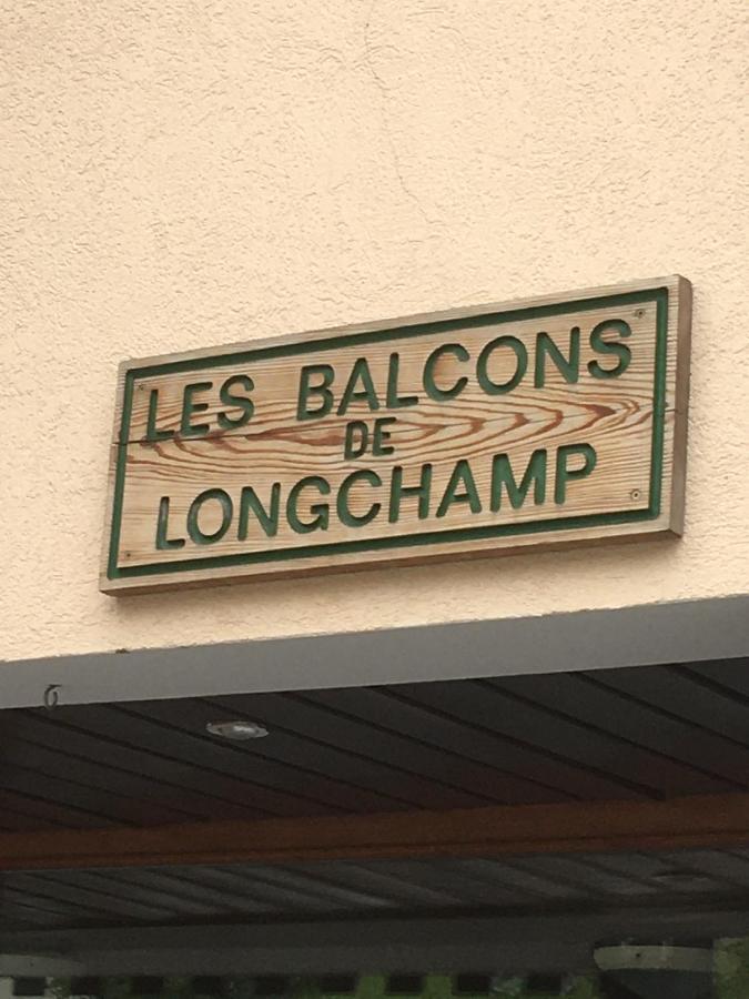 Appart St Francois Longchamp Сен-Франсуа-Лоншам Екстериор снимка